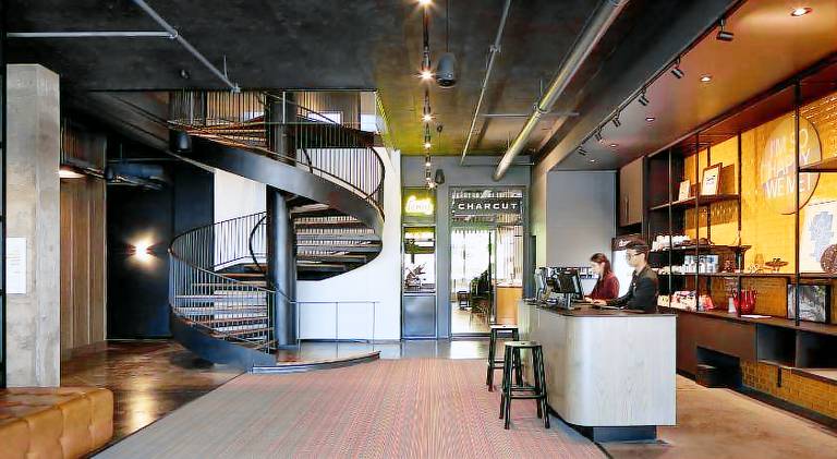 Alt Hotel Calgary University District — photo 4