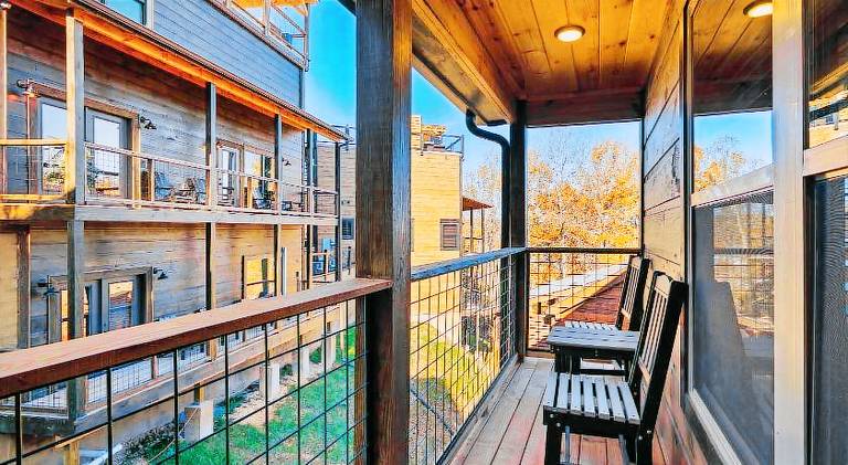 House with terrace, grill & hot tub — photo 5