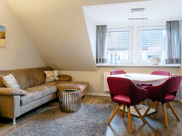 Child-friendly beautiful apartment with yard | Pets allowed in Sylt