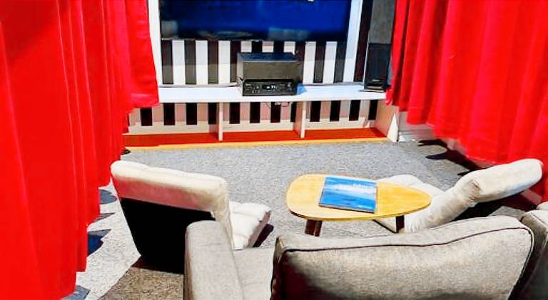 Experience cinema immersif dans appartement pres de Montmartre — photo 2
