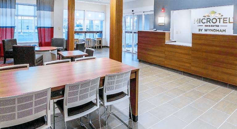 Microtel Inn & Suites by Wyndham Tioga — photo 3