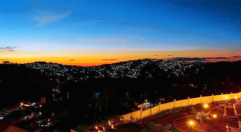 Serviced apartment with terrace & garden in Baguio