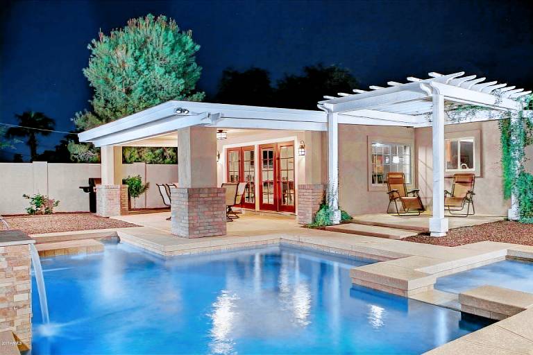 186 m&sup2; Ferienhaus