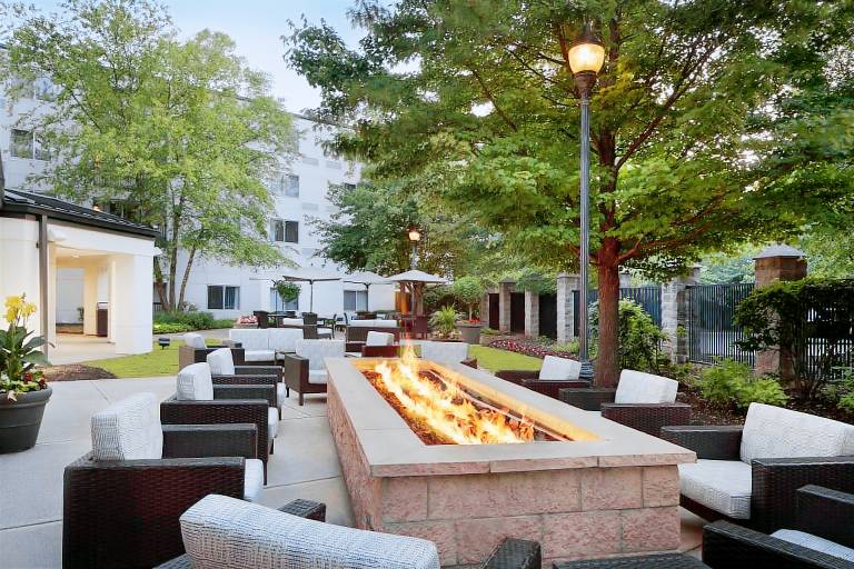 Courtyard by Marriott Edison Woodbridge — photo 3