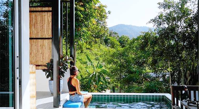 Villa with pool — photo 2