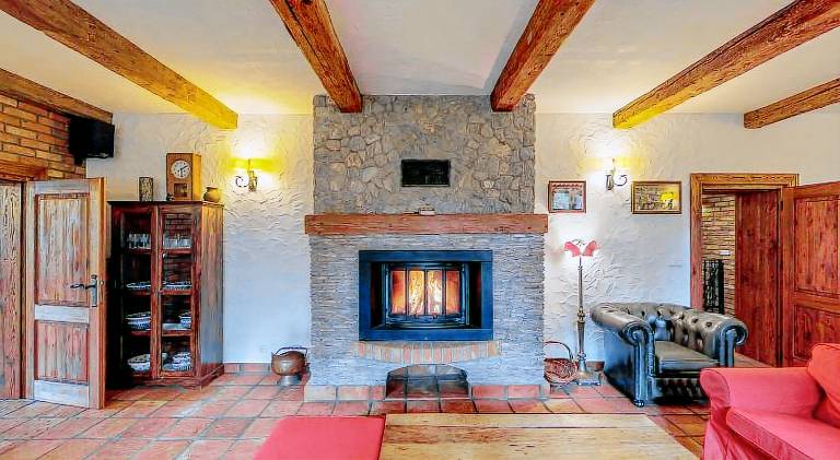 Villa with sauna, yard & terrace | Suitable for remote work | Pets allowed — photo 2