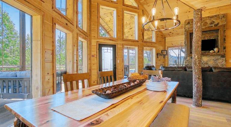 Vacation home with pool & jacuzzi — photo 3