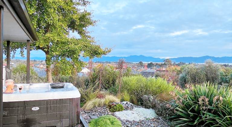Vacation home with 4 rooms for 7 persons in Blenheim