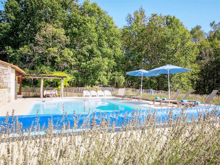 Fully equipped pleasant vacation home with pool & terrace | Pets allowed — photo 2