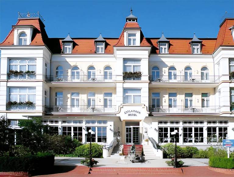 SEETELHOTEL Villa Esplanade mit Aurora die zwei Villen als Ruckzugsorte mit Stil, Genuss und Geschic in Heringsdorf