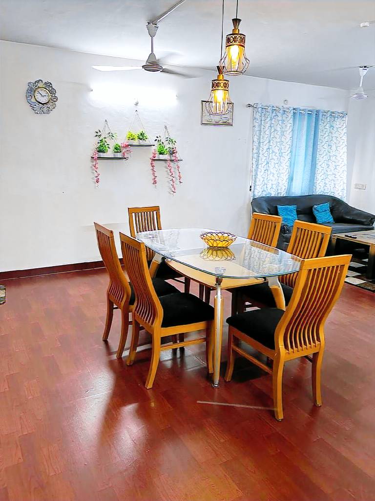 House Nerul East