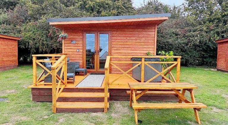 Wonderful vacation home with hot tub | Dogs allowed in Beverley