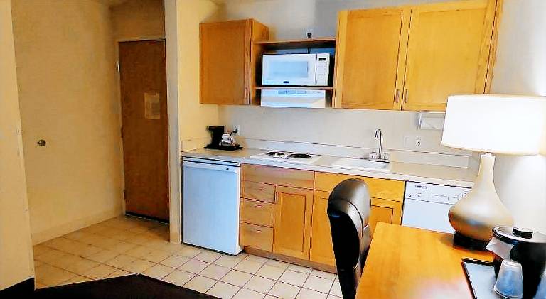 Country Inn & Suites by Radisson, Bend near Pilot Butte — photo 5