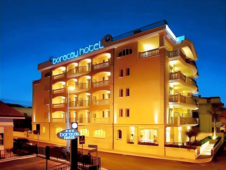 Hotel Boracay in Alba Adriatica