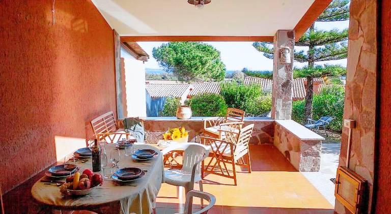 Villa with 2 rooms for 6 persons — photo 3