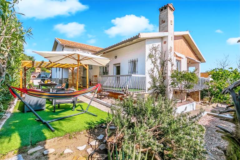 Villa Talamone With Beautiful Sea View