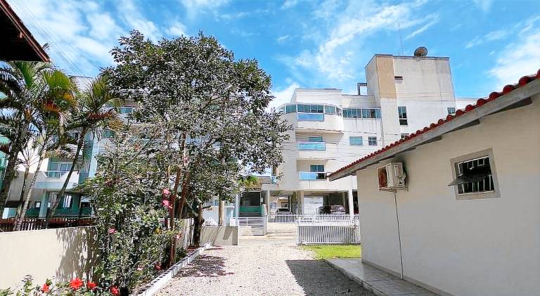House | Next to the beach | Pets allowed — photo 4