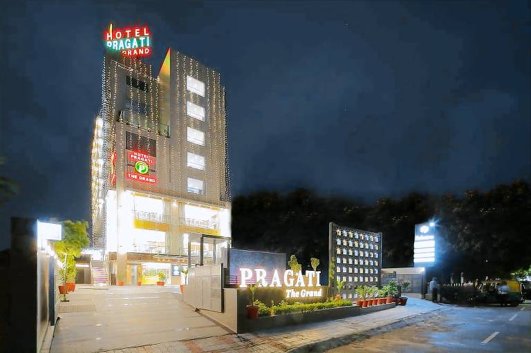 Hotel Pragati The Grand