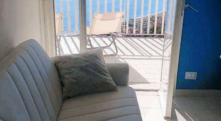 Rental apartment with patio | Beach nearby | Pets are welcome — photo 2