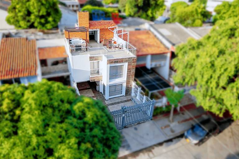 Casa  Santa Marta
