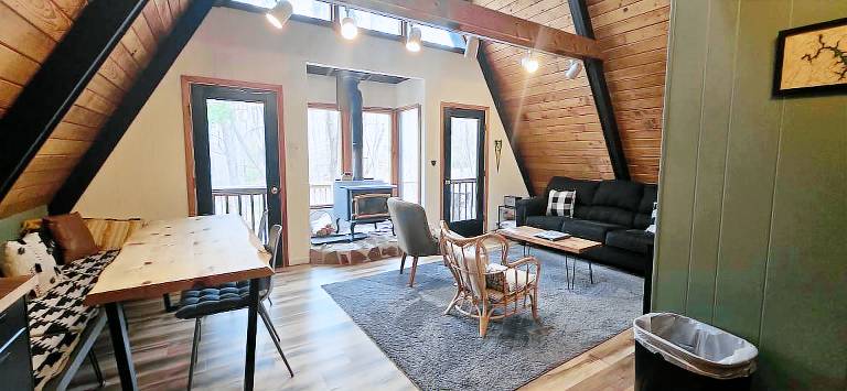 Child-friendly vacation home with BBQ & jacuzzi | Good for workation | Dogs allowed — photo 5