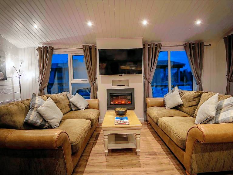 Cottage  Dundee