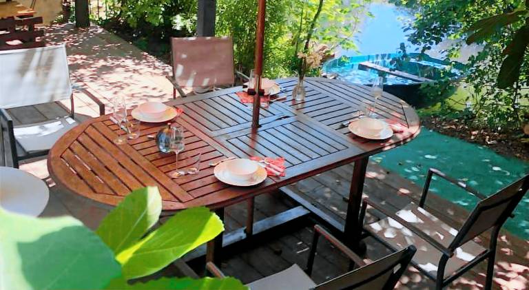 Apartment with pool & hot tub — photo 3