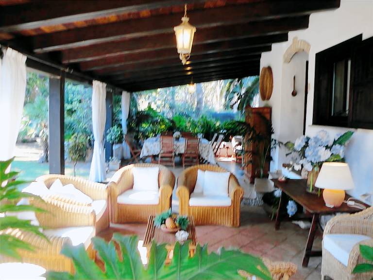 Child-friendly charming villa with terrace, barbeque & yard | Panoramic view | Beach nearby | Perfect for remote work | Dogs allowed — photo 5