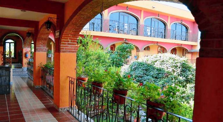 HOTEL POSADA LA CASONA DE CORTES — photo 4