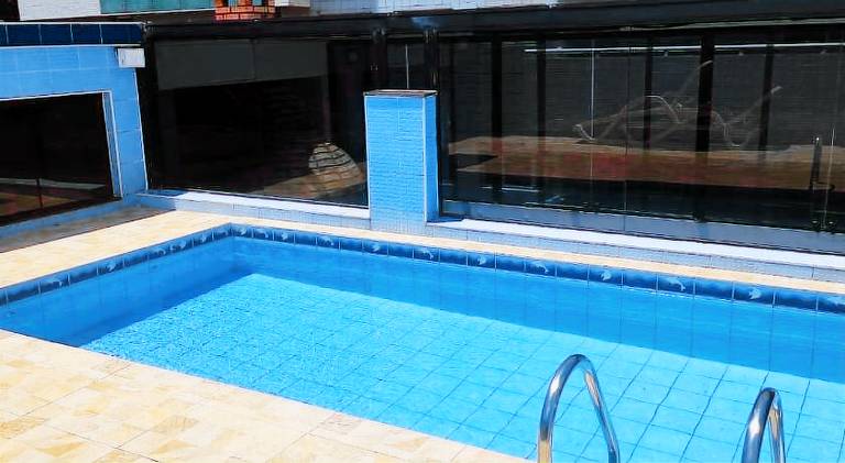 Holiday apartment with pool in Praia Grande