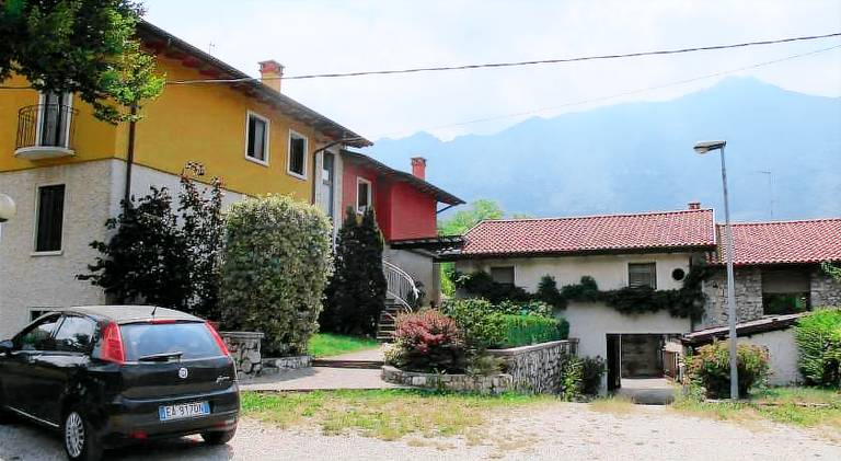 Holiday apartment with 2 rooms for 6 persons — photo 5