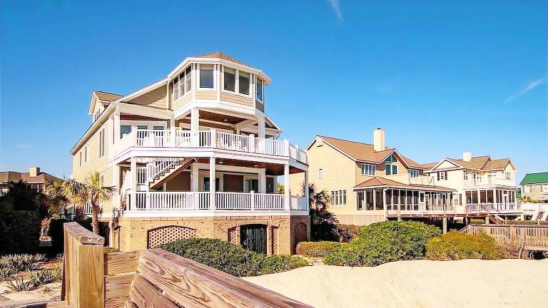 House Litchfield Beach
