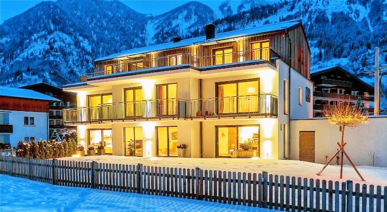 Apartment with patio & sauna in Bad Hofgastein