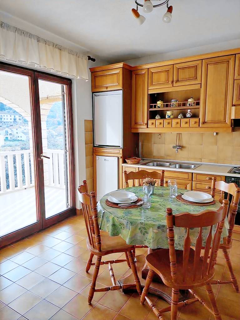 Fully equipped holiday apartment with patio | Pets allowed — photo 4