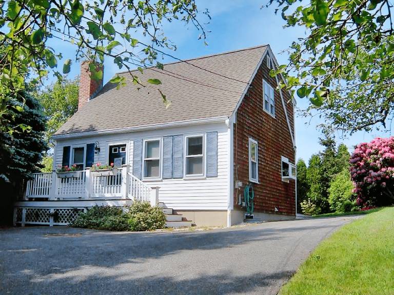 House  Sagamore Beach