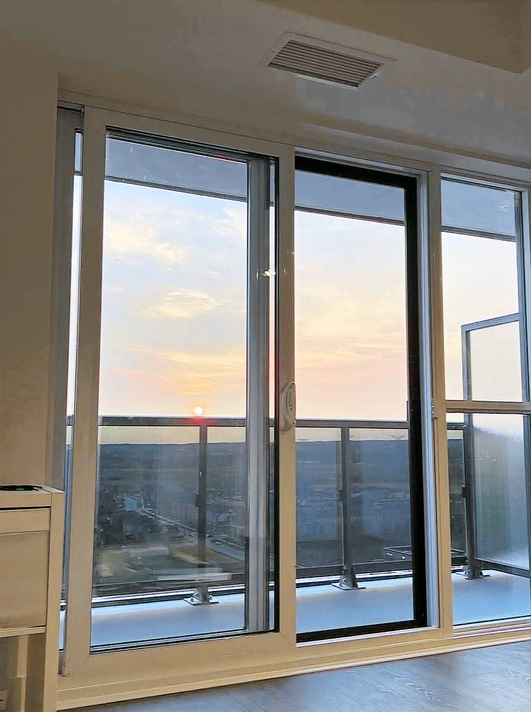 Condo  Oshawa