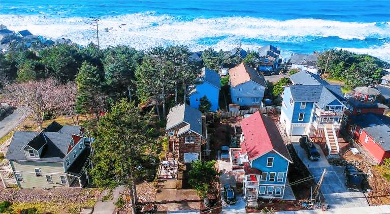 Vacation home with 3 rooms for 10 persons in Lincoln City, OR