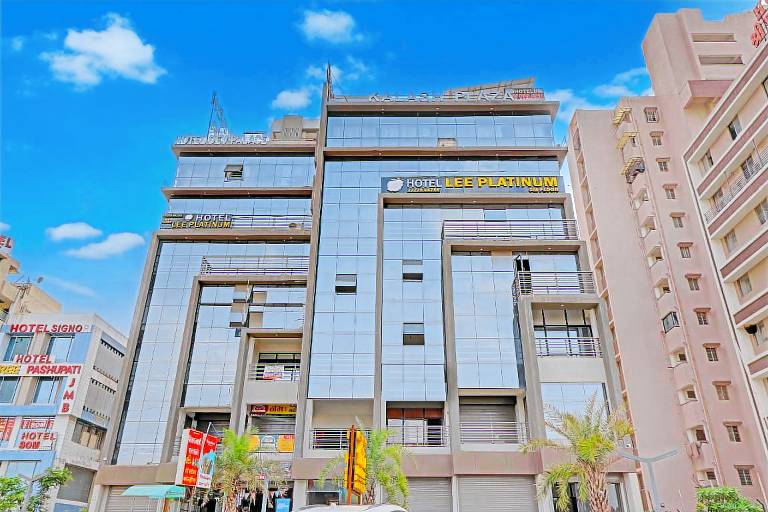 HOTEL LEE PLATINUM