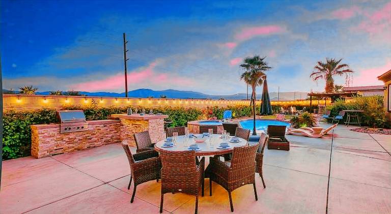 Ample house with hot tub & pool | Suitable for remote work | Pets allowed — photo 3