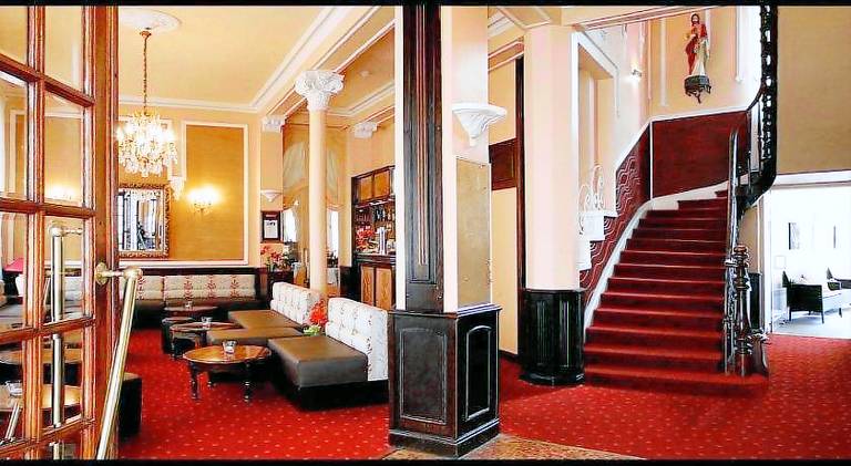 Hotel Metropole in Lourdes