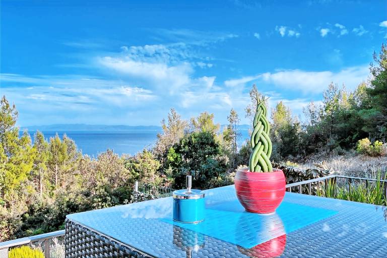Villa Breeze - with stunning views and pool on Hvar by MyWaycation — photo 4