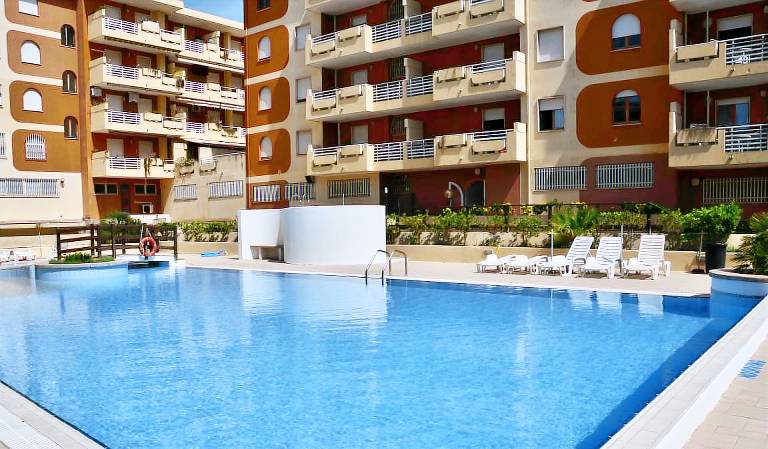 Apartment with pool | Sea view — photo 5