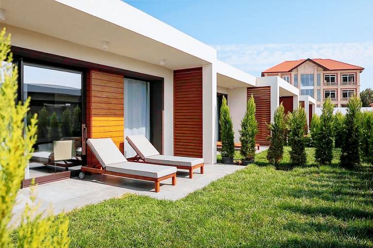 Sea Breeze White Villa Beach — photo 5
