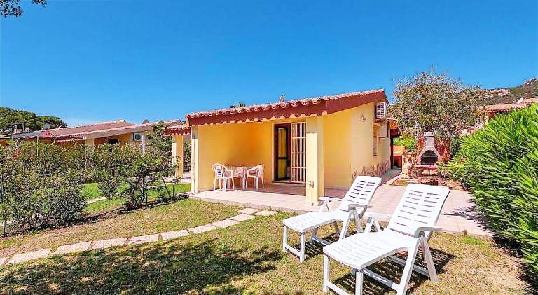 Beautiful vacation home with barbecue, patio & garden | Close to the beach | Dogs allowed — photo 3