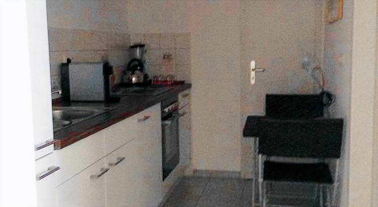 Rental apartment with patio — photo 5