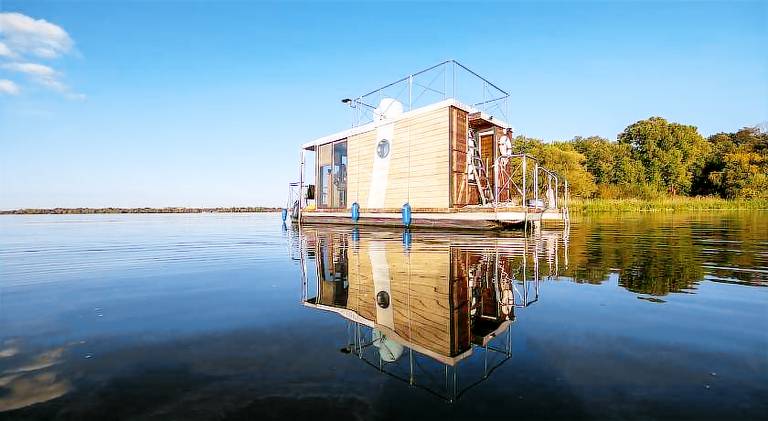 Boat with 1 room for 5 persons — photo 4