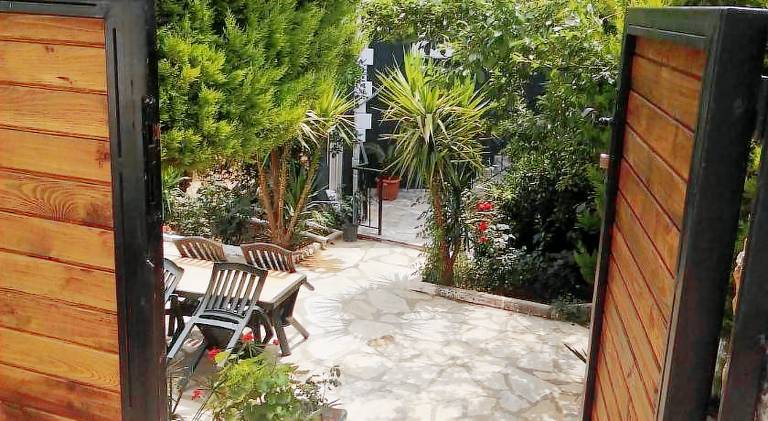 Apartment İçmeler Mahallesi