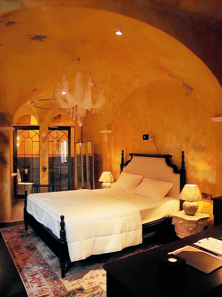 DEMO Inn & Ine - Poetic Studio Stay in Hanoi