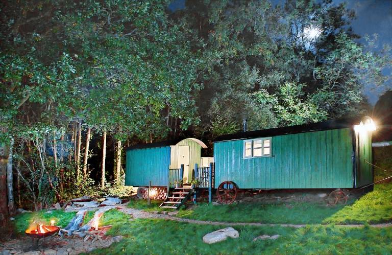 Cabin  Saint Arvans