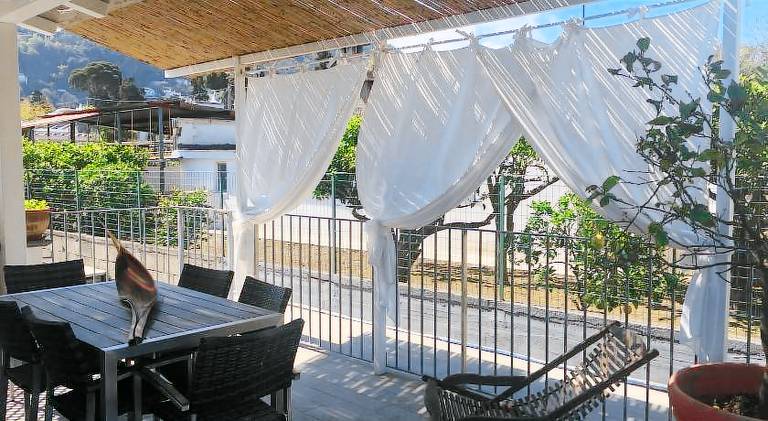 Rental apartment with 2 rooms for 6 persons in Ischia